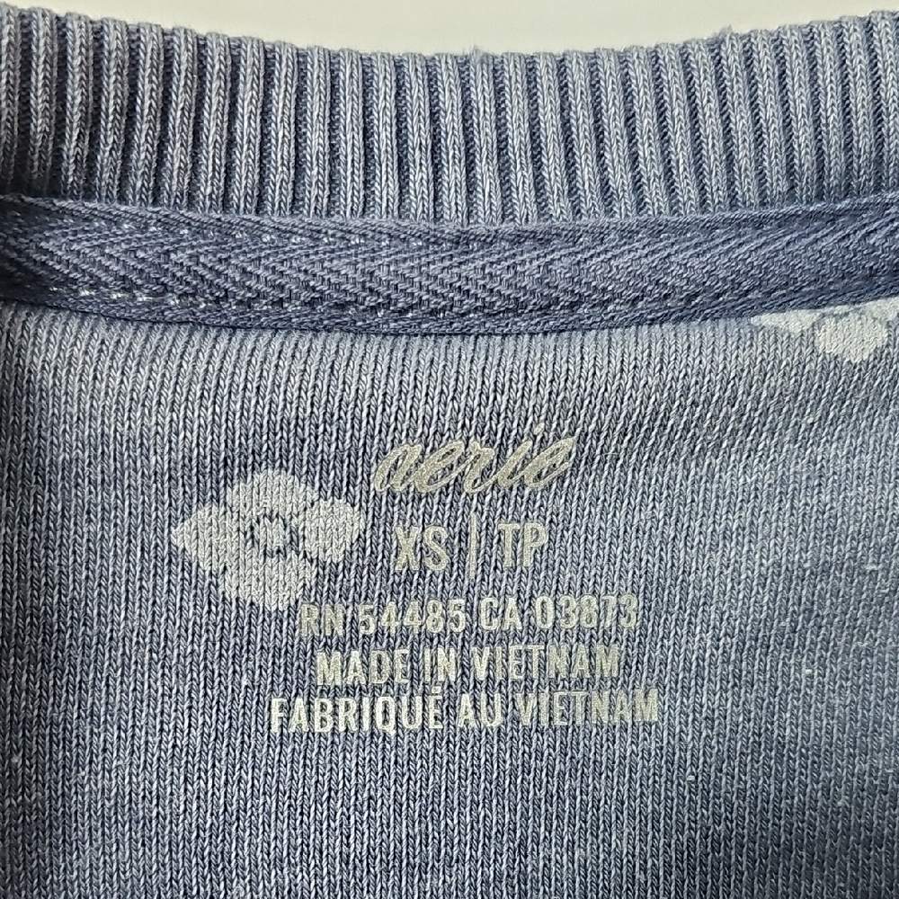 Aerie Blue Floral Raglan Sweatshirt XS Distressed Faded Pullover Soft Crewneck - Picture 10 of 16